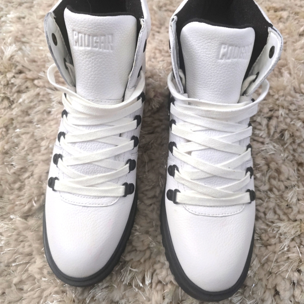 Cougar White Boots Womens Size 8